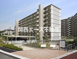 豊中市新千里南町1丁目