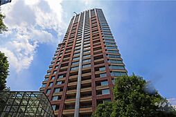 青山パークタワー