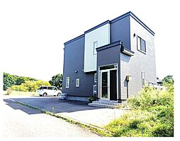 平成21年築4LDK 車庫・ソーラーパネル付