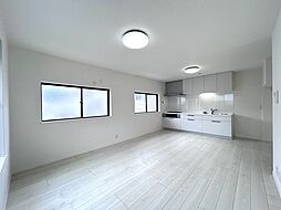 箕面市牧落5丁目　戸建て