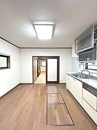 川西市山原1丁目　戸建て