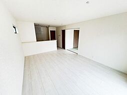 小田原市栢山(1136ー3)　6号棟