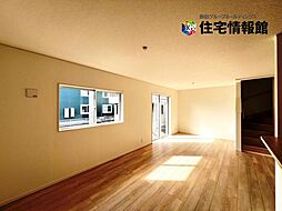 秦野市平沢 第18　1号棟