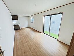 横浜市緑区いぶき野22番　2期　2-E号棟