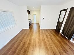 横浜市泉区白百合三丁目戸建