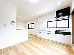 寝屋川市小路北町　戸建て