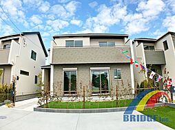 即日見学可能　土屋1025・・広々スペース駐車4台可・・