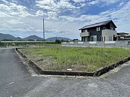 詫間町松崎3方道路に面した100坪の整形地