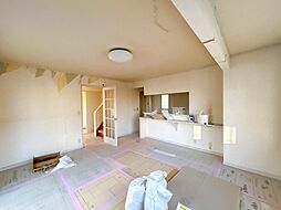 柴田郡柴田町大字船岡字東神山前　戸建て