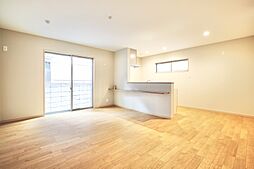 家事動線に配慮した収納豊富な注文住宅