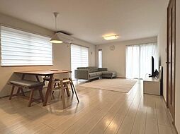 横浜市神奈川区三ツ沢中町 中古戸建