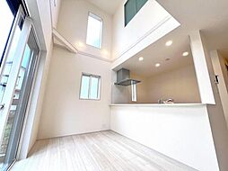 平塚市寺田縄　1号棟