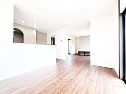 海老名市中新田4丁目 中古戸建