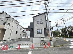 厚木市鳶尾2丁目　1号棟