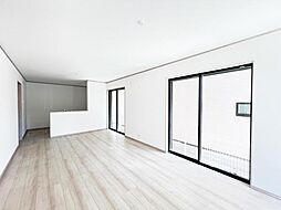 座間市栗原中央1丁目2215番　1号棟