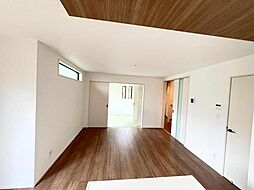 横浜市釜利谷西12期1棟　1号棟