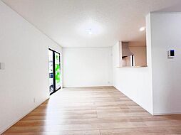 川口市戸塚東 第11　1号棟