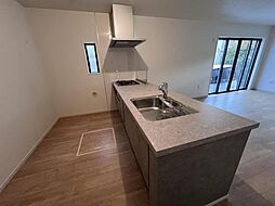 川口市鳩ヶ谷本町6期　1号棟