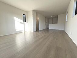 川口市上青木西3丁目11番　B号棟