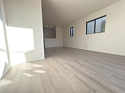 川口市上青木西3丁目11番　A号棟