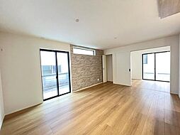 草加市遊馬町13期2棟　2号棟