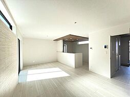 草加市遊馬町13期2棟　1号棟