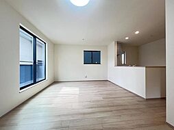 川口市里1413番 B号棟