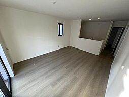 草加市西町1024番　A号棟