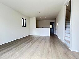 川口市青木3丁目56番　A号棟