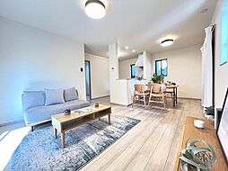 さいたま市岩槻区平林寺1524番　A号棟