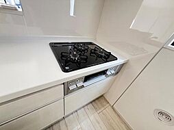 越谷市弥栄町5期　1号棟