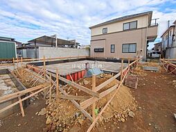 越谷市花田4丁目12番　B号棟