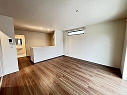 西小針1丁目131番　E号棟