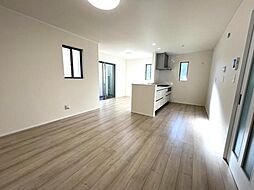 桶川上日出谷1269番　A号棟