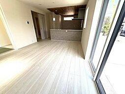 久喜市緑1丁目2期　1号棟