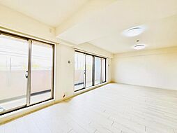 プラザ学園前六号棟