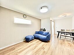 築浅：寝屋川市田井町_戸建て