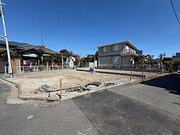 駅まで３分　逗子４丁目の平坦地　建築条件無し売地　全２区画