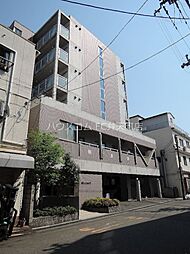 M’s court