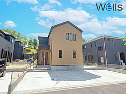 太陽光発電設備付　築4年　敷地55坪　駐車４台可