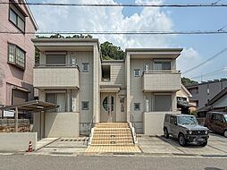 エスコート山根