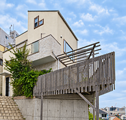横浜石川町ハウス