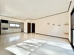 香芝市穴虫　戸建て