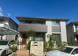 芦屋市涼風町 築7年の邸宅