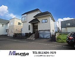 家族とのつながりを意識した住まい〜中2階があるスキップフロア