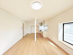 石巻市流留字家の前　戸建て