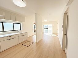 石巻市流留字家の前　戸建て