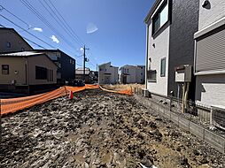 草加市氷川町