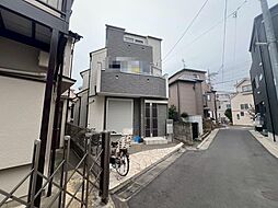 光と風が心地よく、家族の笑顔あふれる2階LDKの中古戸建て
