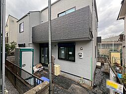 部屋数豊富な5LDK、家族がゆとりを持って暮らせる住まい